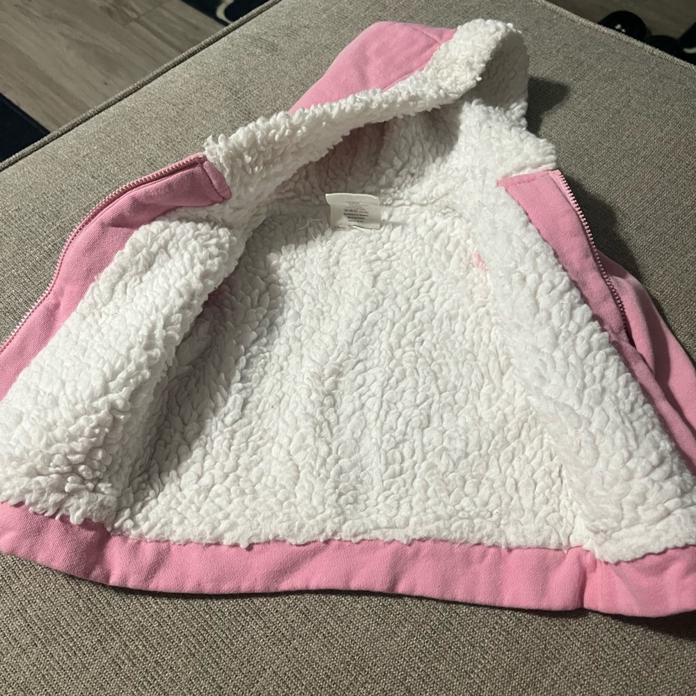 Warm sweater/jacket. - Picture 3 of 3